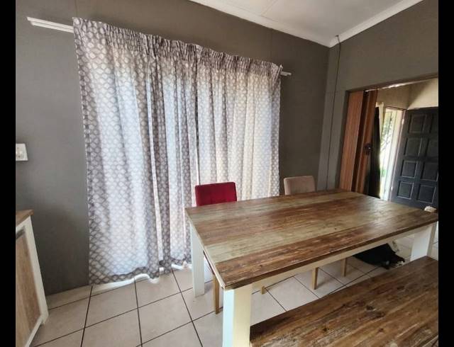 3 BEDROOM HOUSE TO LET IN THREE RIVERS